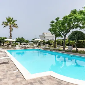 https://pietramare-luxury-suites.barihotels.org